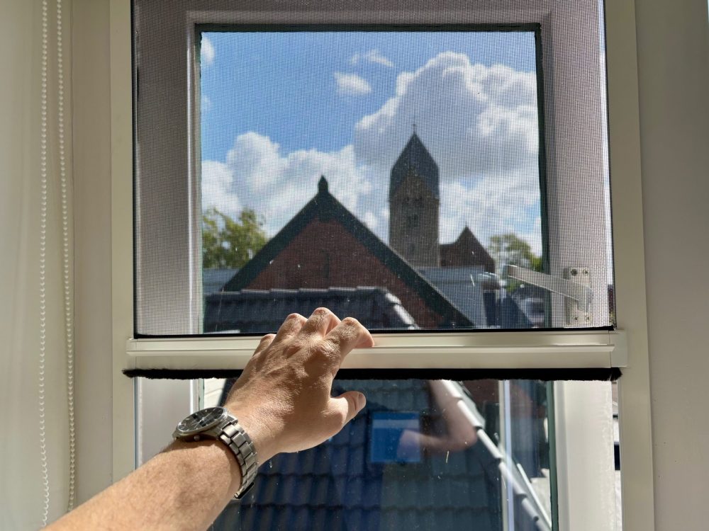 Hor-Bedum-Raam-rolhor-Scheve-Toren