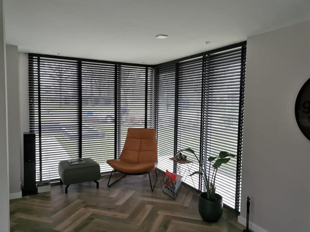 jaloezieen-horizontaal-luxaflex-groningen