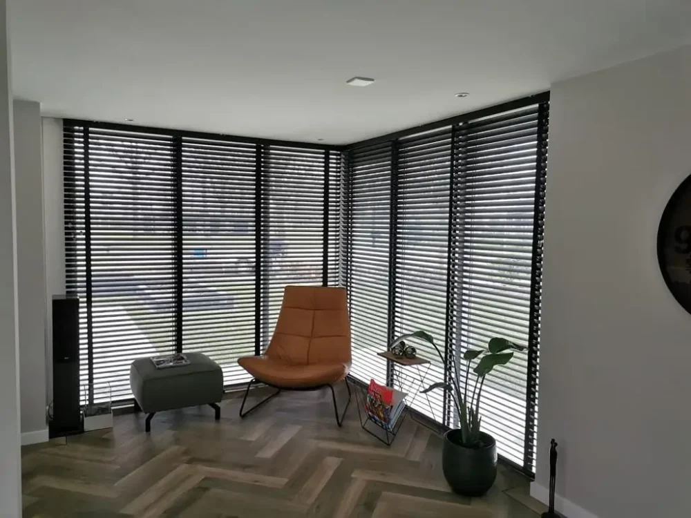 jaloezieen-horizontaal-luxaflex-groningen