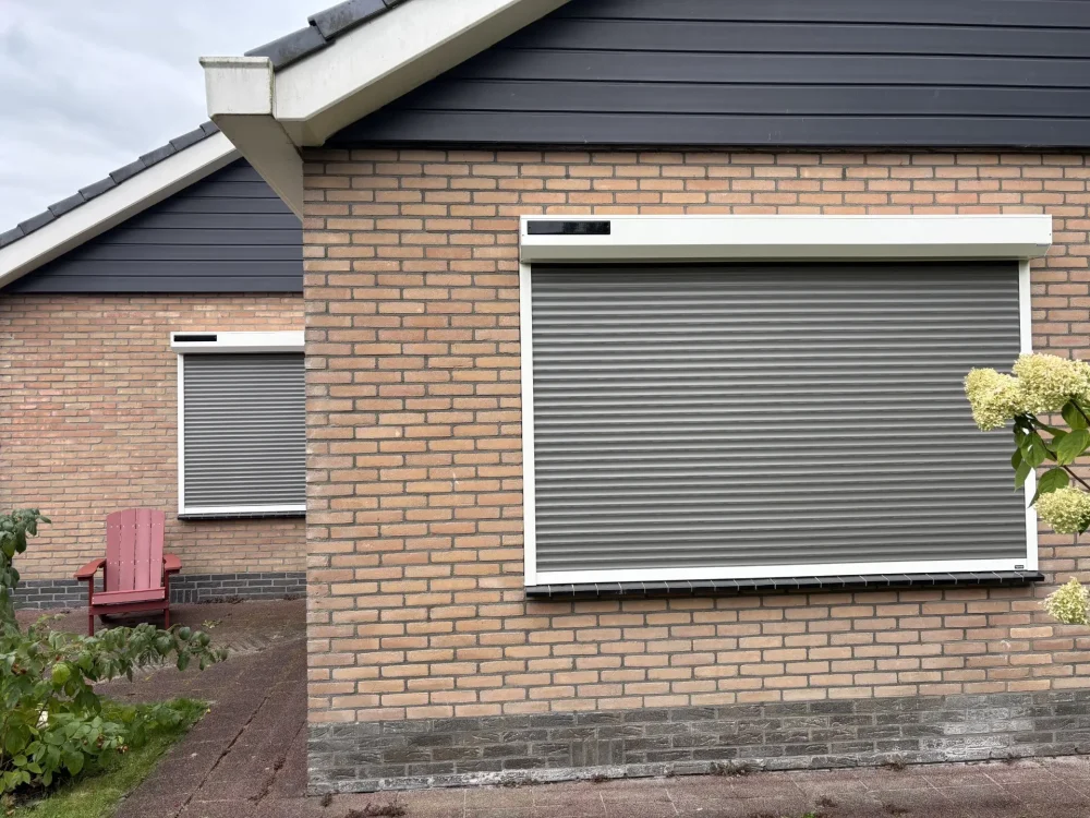 rolluik-solar-zonnepaneel-groningen